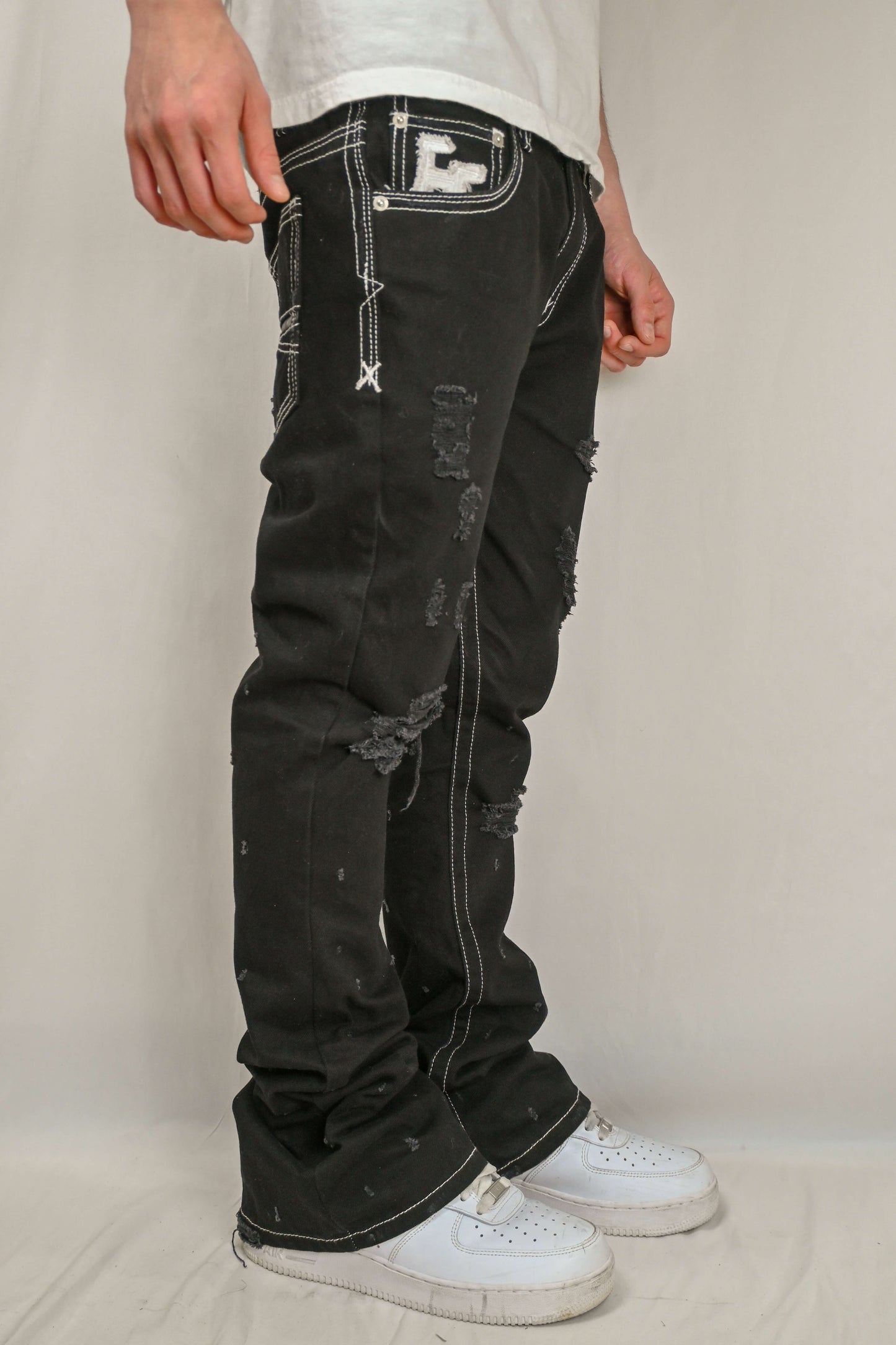 FAITH DISTRESSED JEANS